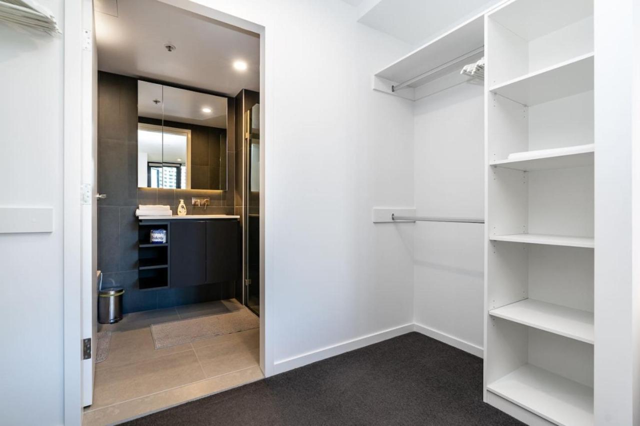 Convenient 2br 2ba Right Next To Glebe Park Apartment *
