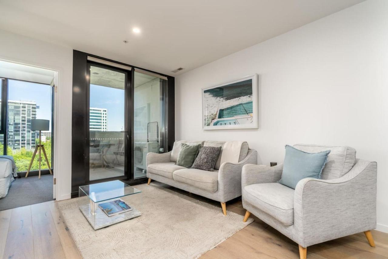 Convenient 2br 2ba Right Next To Glebe Park Canberra